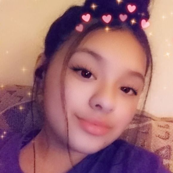 Meet your Posher, Nadia - Picture 1 of 1